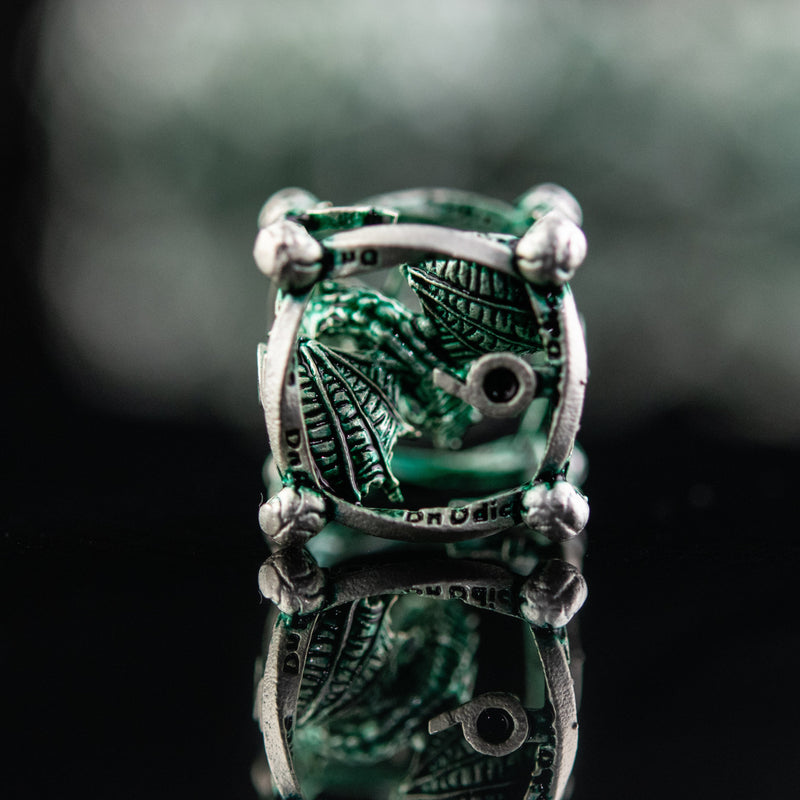 Load image into Gallery viewer, Draco Immortui Hollow Metal Dice Set - Green and Silver
