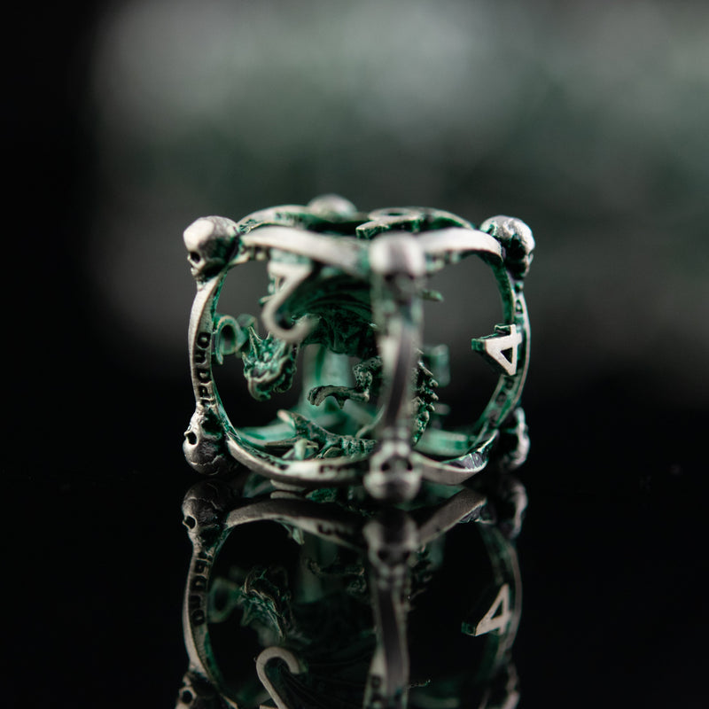 Load image into Gallery viewer, Draco Immortui Hollow Metal Dice Set - Green and Silver
