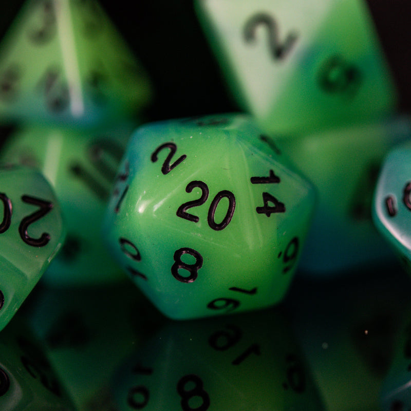 Load image into Gallery viewer, Blue Lagoon Cocktail Acrylic Dice Set
