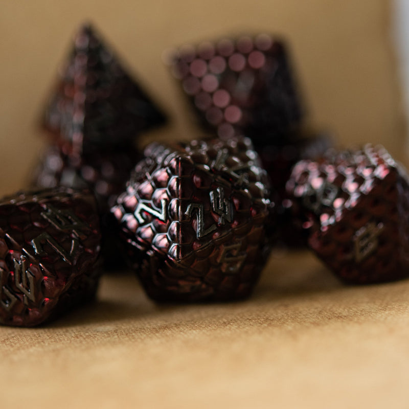 Load image into Gallery viewer, Blood Red Dragon&#39;s Egg Metal Dice Set

