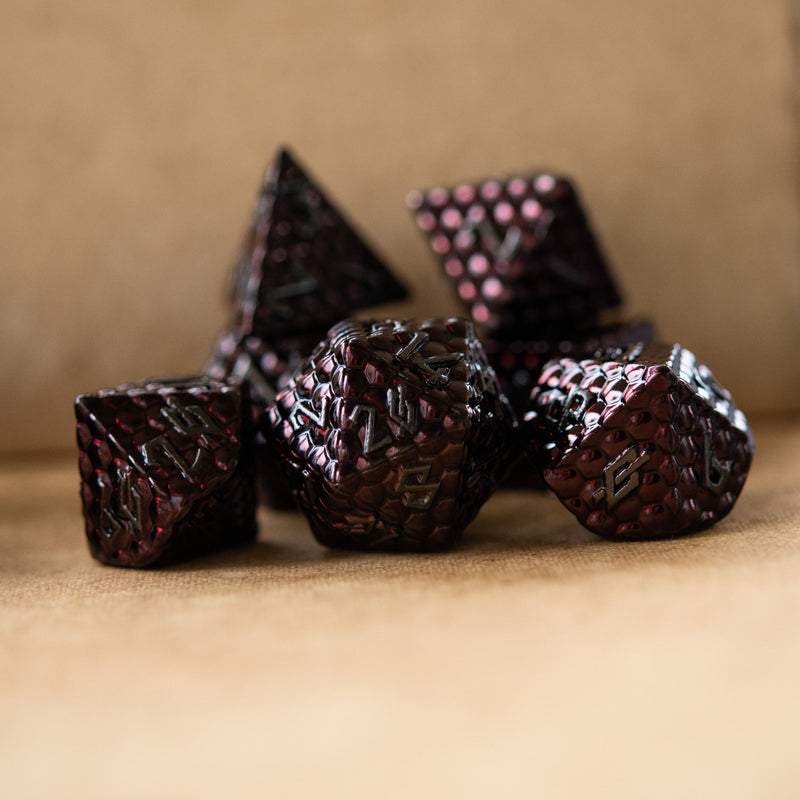 Load image into Gallery viewer, Blood Red Dragon&#39;s Egg Metal Dice Set
