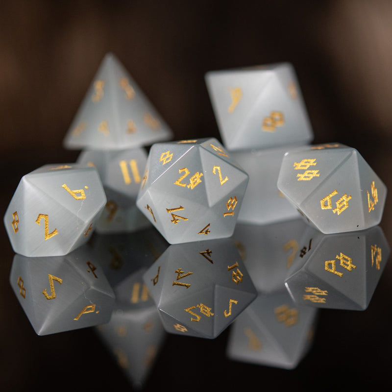 Load image into Gallery viewer, White Cat&#39;s Eye Stone Dice Set
