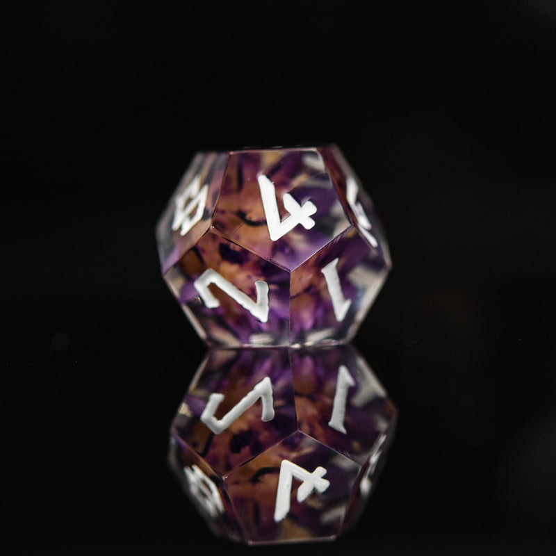 Load image into Gallery viewer, Death Blossom Sharp-Edged Resin Dice Set
