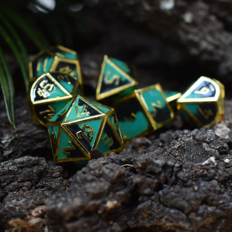 Load image into Gallery viewer, Atlantis Metal Dice Set
