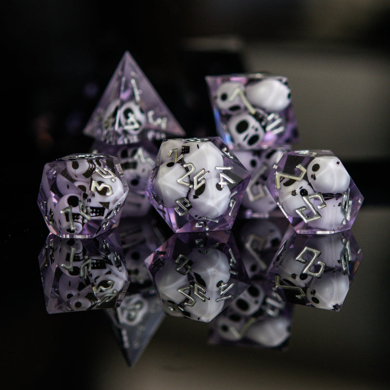 Load image into Gallery viewer, Corpse Lavender Sharp-Edged Resin Dice Set
