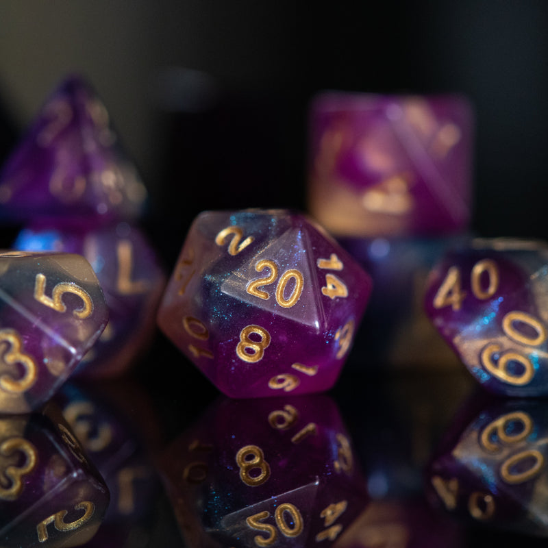 Load image into Gallery viewer, Orion Nebula Acrylic Dice Set
