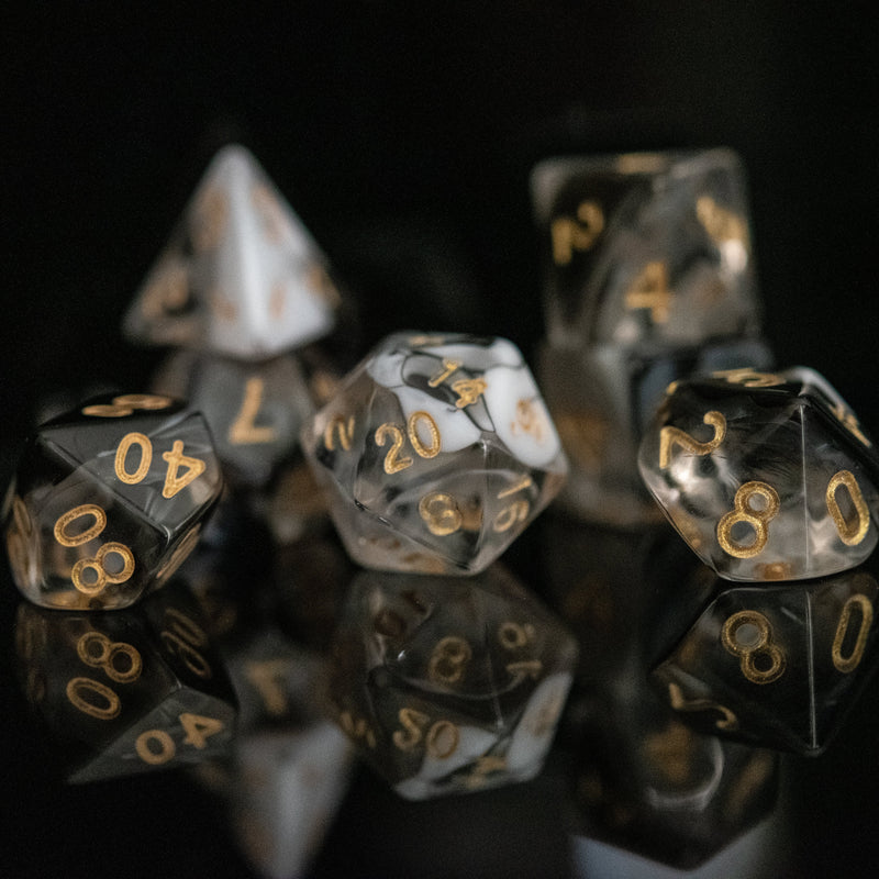 Load image into Gallery viewer, Yin and Yang Acrylic Dice Set
