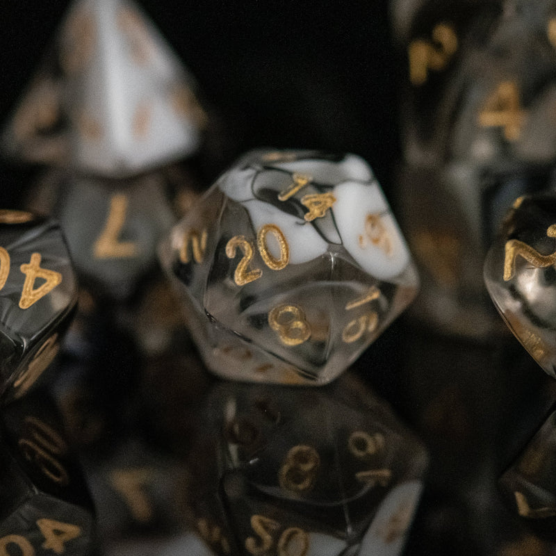 Load image into Gallery viewer, Yin and Yang Acrylic Dice Set
