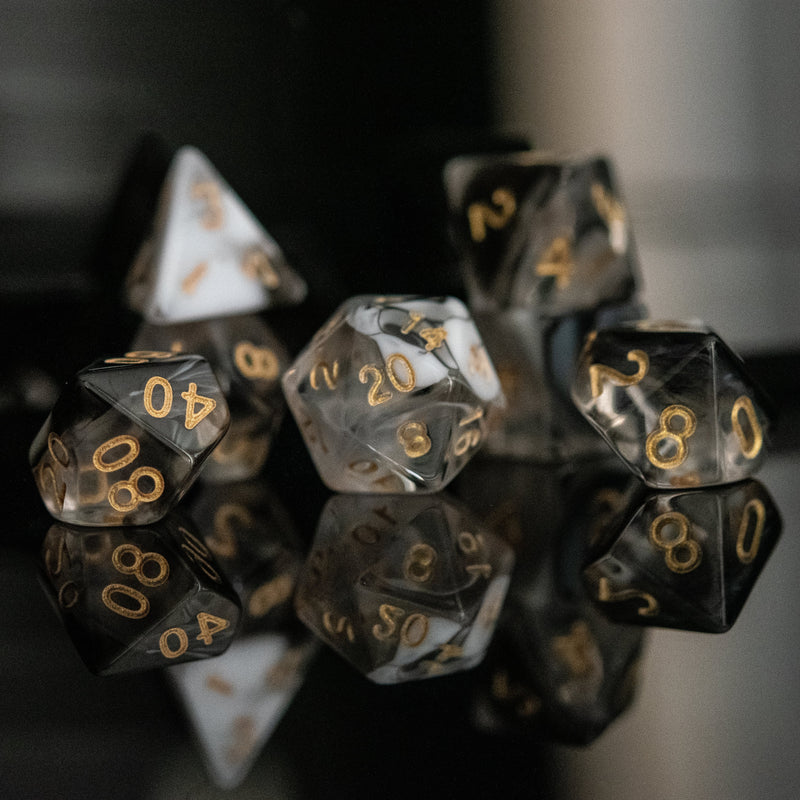 Load image into Gallery viewer, Yin and Yang Acrylic Dice Set
