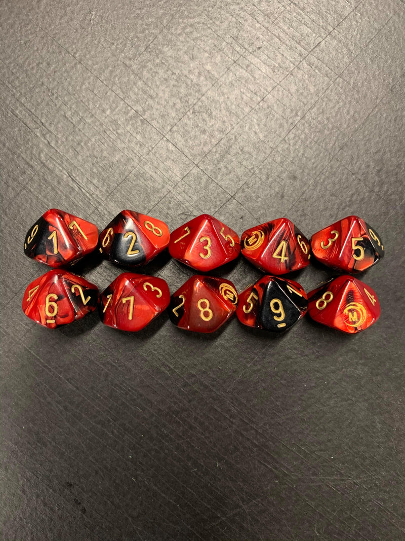 Load image into Gallery viewer, Mythicos Studios Red/Purple/Gold Dice Set (D10) (Set of 10)
