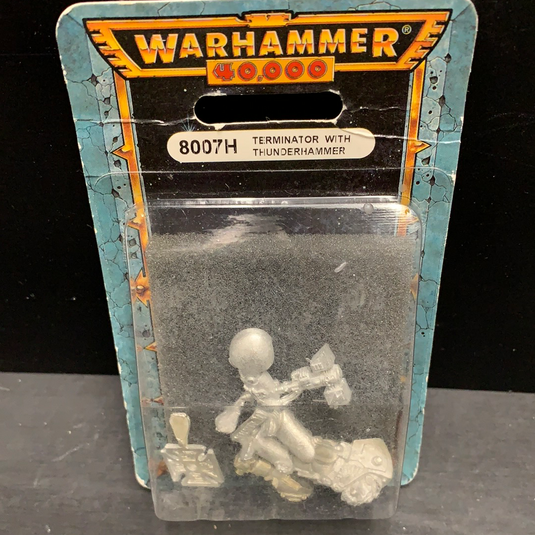 Warhammer 40,000 Terminator w/ Thunder Hammer (8007H) (METAL) (Out of Print) (NEW) (SEALED)