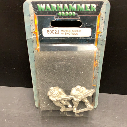 Warhammer 40,000 Space Marine Scout w/ Shotgun (METAL) (Out of Print) (NEW) (SEALED)