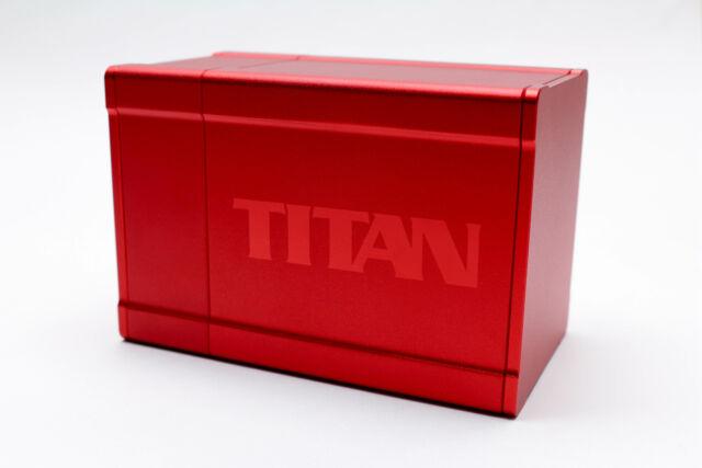 Load image into Gallery viewer, TITAN Deck Box
